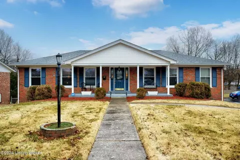 213 Pin Oak Pl, Frankfort, KY 40601