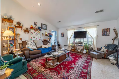 Living - 2726 Dreyfus Rd, Waco, KY 40385 photo 2 of 2