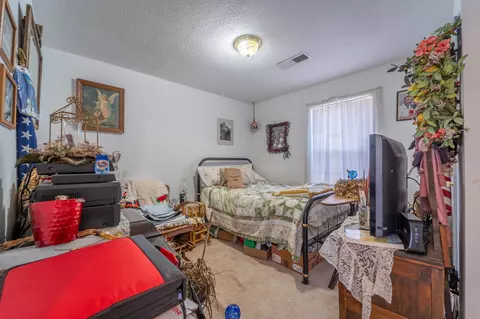 Bedroom - 2726 Dreyfus Rd, Waco, KY 40385 photo 1 of 5