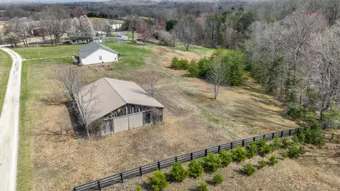 View/Area - 2726 Dreyfus Rd, Waco, KY 40385 photo 2 of 9