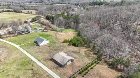 View/Area - 2726 Dreyfus Rd, Waco, KY 40385 photo 9 of 9