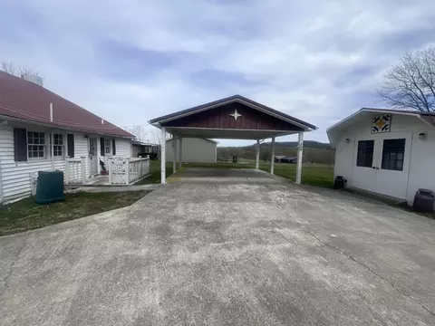 7499 Ky 70, Yosemite, KY 42566 photo 32