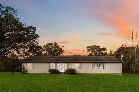 449 Flint Rd, Waco, KY 40385