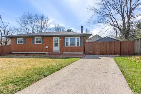 378 Clearwood Ct, Lexington, KY 40509