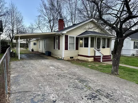 124 Thompson Rd, Lexington, KY 40508