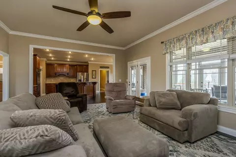 100 Nikkis Cir, Berea, KY 40403 photo 12