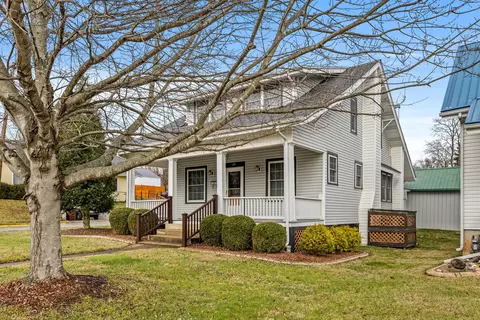 347 W Main St, Mount Sterling, KY 40353