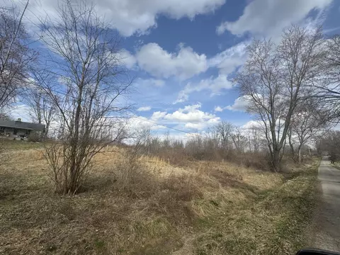 205 County Machinery Rd, Crab Orchard, KY 40419