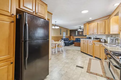 Kitchen - 125 Mcdowell Rd, Burnside, KY 42519 photo 1 of 3