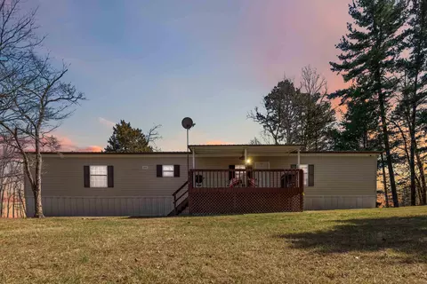 Exterior - 125 Mcdowell Rd, Burnside, KY 42519 photo 8 of 17