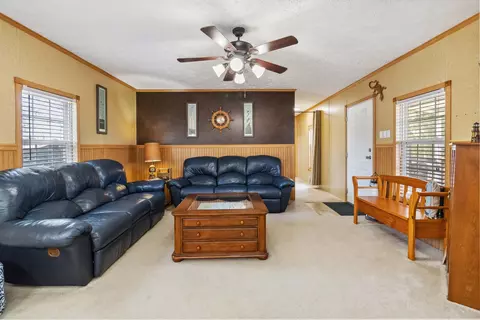 Living - 125 Mcdowell Rd, Burnside, KY 42519 photo 5 of 5