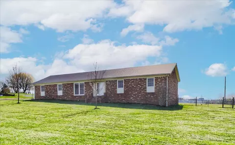 122 Sugar Creek Rd, Lancaster, KY 40444