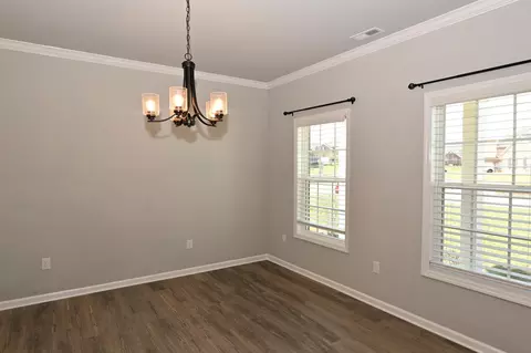 Dining - 104 Natchez Trce, Georgetown, KY 40324 photo 1 of 1
