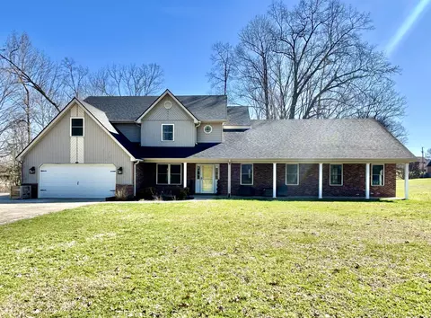 366 Water Cliff Dr, Somerset, KY 42503