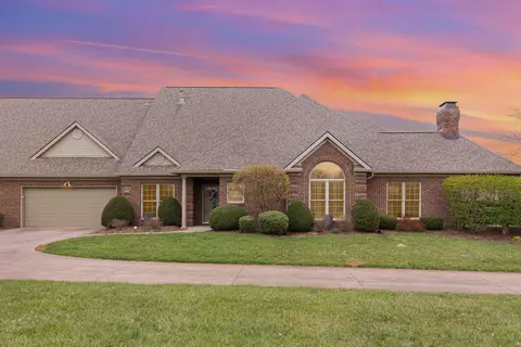 1403 Pine Needles Ln, Lexington, KY 40513
