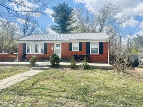 502 Freeman Dr, Lexington, KY 40505