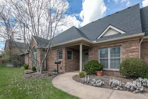 2648 Flying Ebony Dr, Lexington, KY 40509
