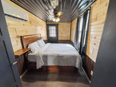 Bedroom - 197 Spring Branch Hollow Rd, Nancy, KY 42544 photo 8 of 8