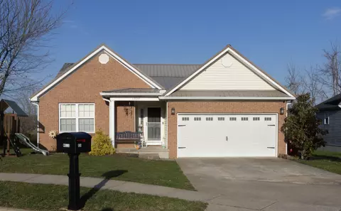 1024 Quincy Ct, Berea, KY 40403
