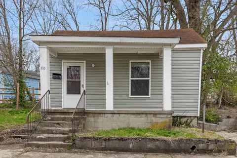 810 Lylesville St, Paris, KY 40361
