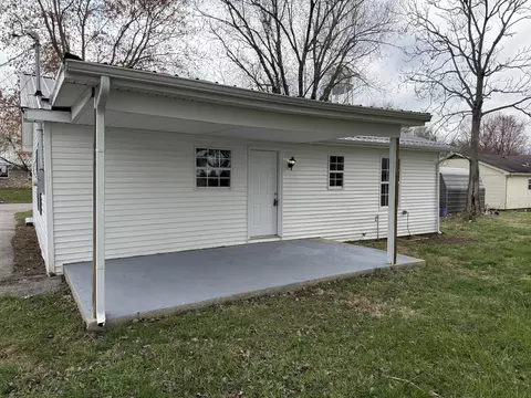 123 Rogers St, Berea, KY 40403 photo 2