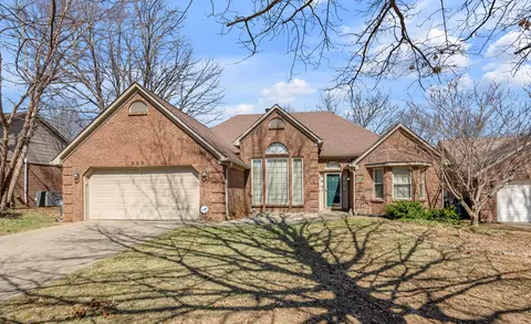 809 Mason Place Ct, Lexington, KY 40504