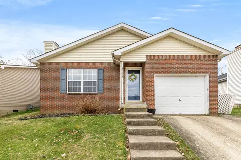 1212 Crown Cir, Lexington, KY 40517