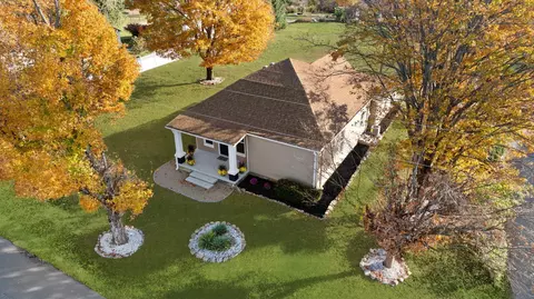 1391 Hall Rd, Nicholasville, KY 40356