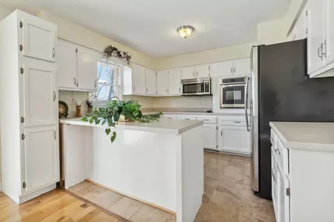 Kitchen - 108 Whitney Ct, Corbin, KY 40701 photo 1 of 6