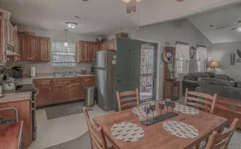 Dining - 30 Cottage Dr, Burnside, KY 42519 photo 1 of 2