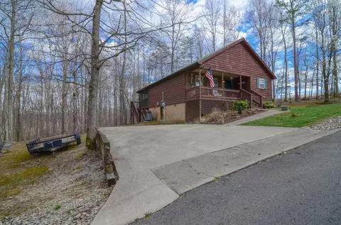 Exterior - 30 Cottage Dr, Burnside, KY 42519 photo 3 of 13