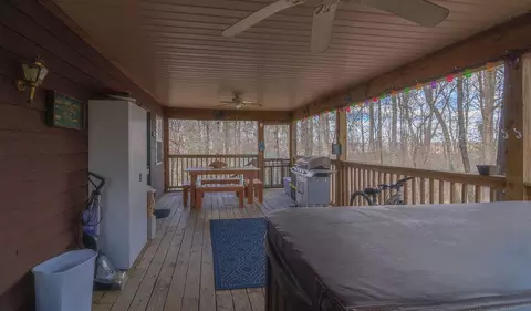 Exterior - 30 Cottage Dr, Burnside, KY 42519 photo 10 of 13