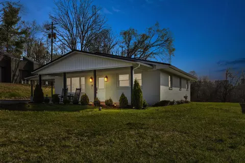 166 Treadway Dr, Owingsville, KY 40360