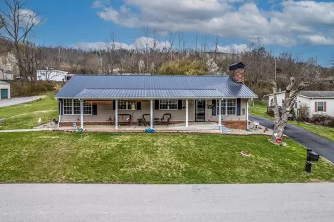 605 Glenn Ave, West Liberty, KY 41472