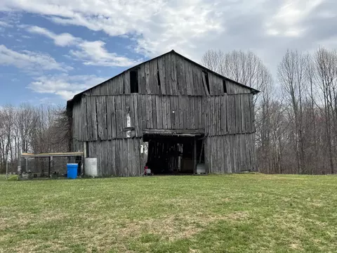 Exterior - 7220 Thomas Ridge Rd, Liberty, KY 42539 photo 9 of 10
