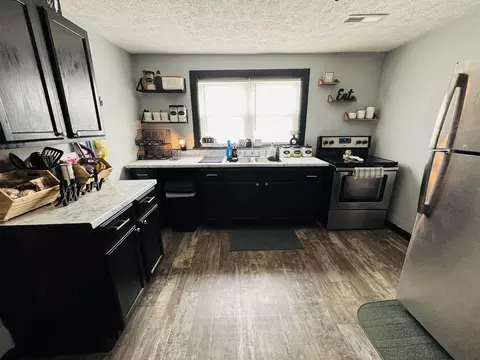 Kitchen - 7220 Thomas Ridge Rd, Liberty, KY 42539 photo 2 of 3