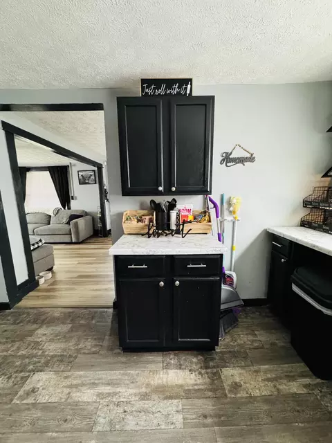 Kitchen - 7220 Thomas Ridge Rd, Liberty, KY 42539 photo 3 of 3