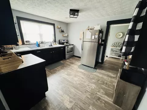 Kitchen - 7220 Thomas Ridge Rd, Liberty, KY 42539 photo 1 of 3