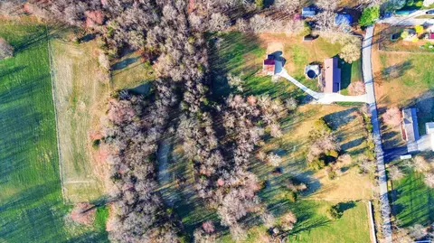 999 E Todd Rd, Science Hill, KY 42553 photo 17