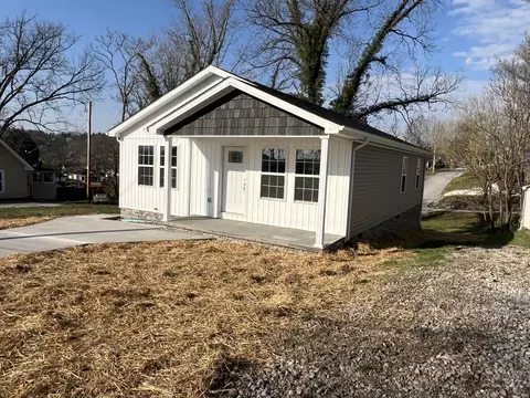 Exterior - 7 Gilliam St, Corbin, KY 40701 photo 2 of 8