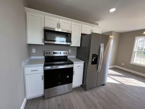 Kitchen - 7 Gilliam St, Corbin, KY 40701 photo 3 of 3