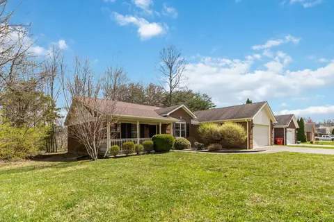 1017 Trevor Dr, Berea, KY 40403