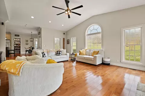 1841 Peter Cave Rd, Mckee, KY 40447 photo 13