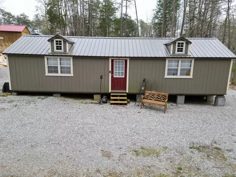 109 Colleen Dr, Burnside, KY 42519