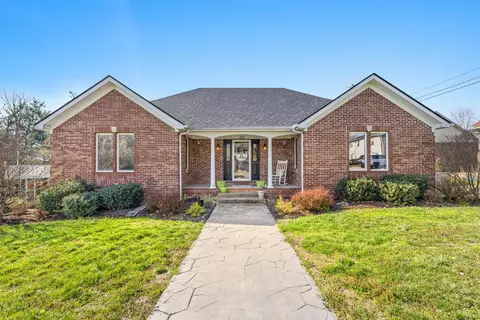 103 Rabbit Trl, Wilmore, KY 40390