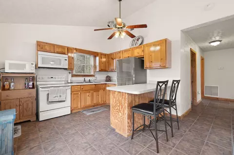 225 Dixie Pine Dr, Burnside, KY 42519 photo 15