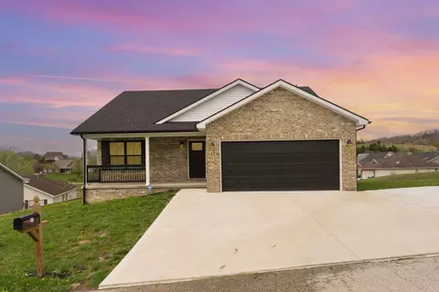 27 Lakeshore Dr, Morehead, KY 40351