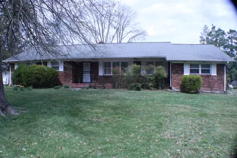 4922 W Cumberland Ave, Middlesboro, KY 40965