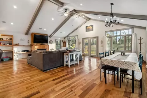 675 Indian Cave Subdivision Rd, Monticello, KY 42633