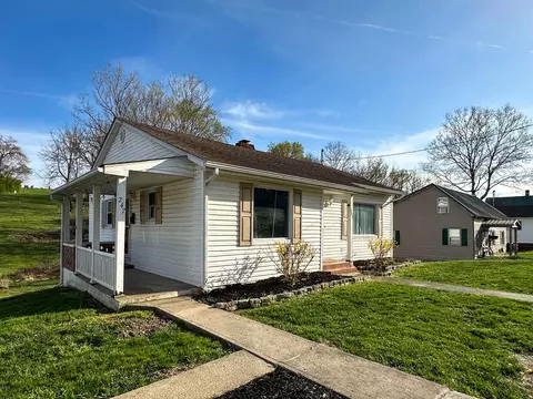 247 Mt Sterling Ave, Flemingsburg, KY 41041